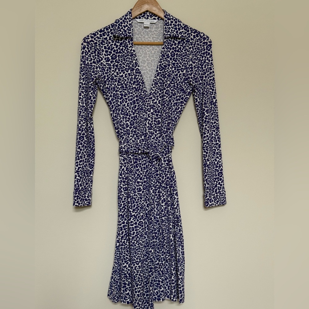 Diane Von Furstenberg Blue Leopard Print Wrap Dress, Size 2
